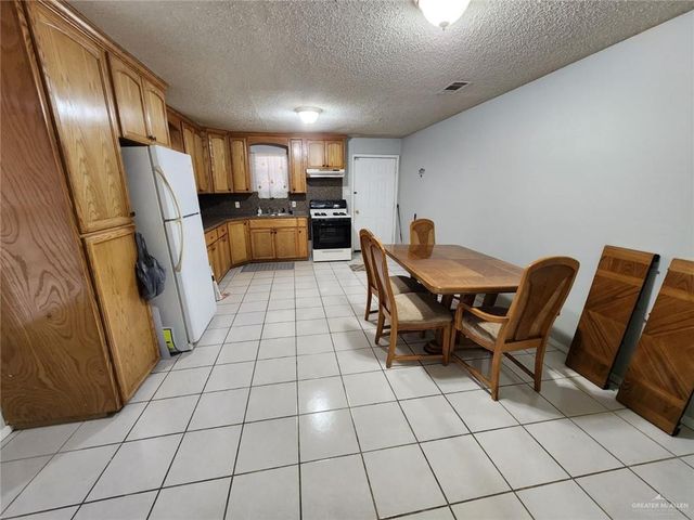 1101 E Cano Street, Edinburg, TX 78539