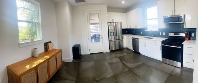 3409 Pennsylvania Ave 1, Austin, TX 78721