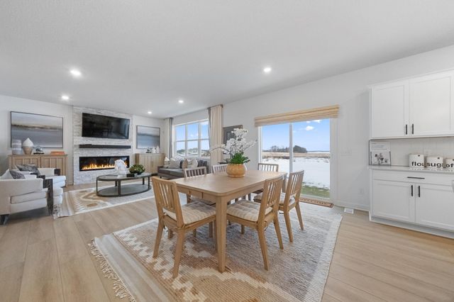 12421 Holden Way, Rogers, MN 55374