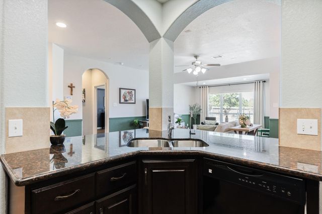 115 Hillandale Court, Magnolia, TX 77354