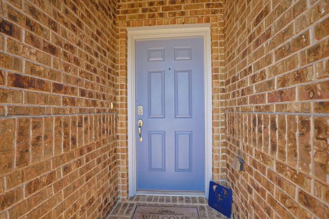 115 Hillandale Court, Magnolia, TX 77354