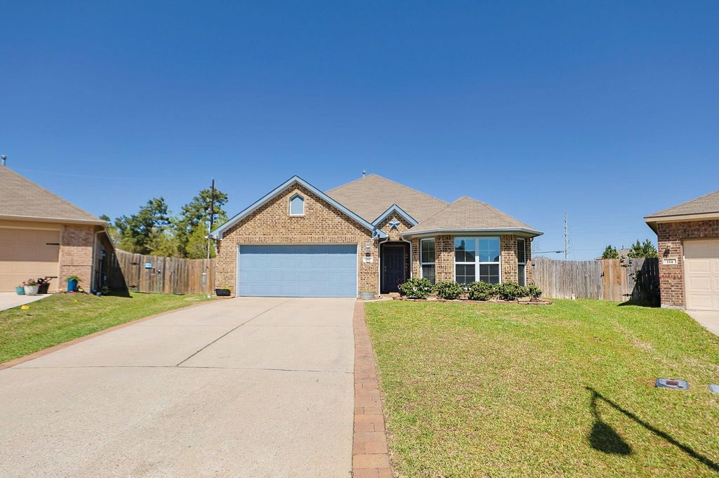 115 Hillandale Court, Magnolia, TX 77354