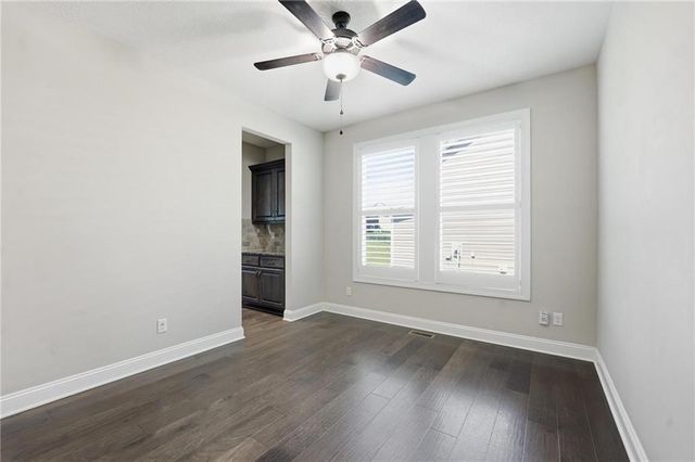 604 SW Haverford Road, Lee's Summit, MO 64081