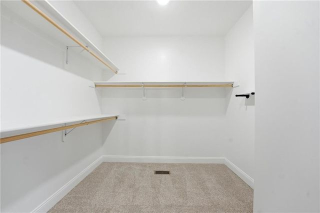 604 SW Haverford Road, Lee's Summit, MO 64081