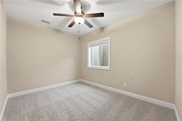 604 SW Haverford Road, Lee's Summit, MO 64081