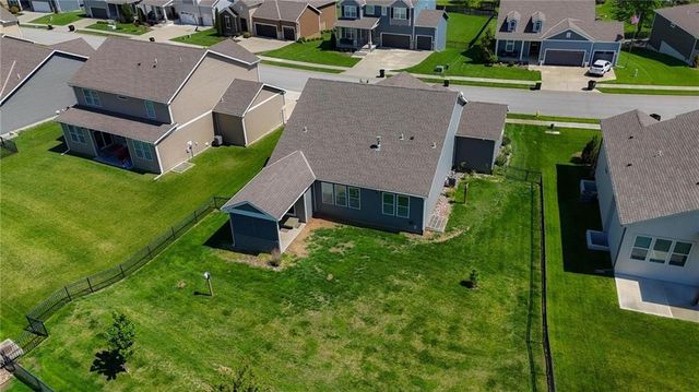 604 SW Haverford Road, Lee's Summit, MO 64081