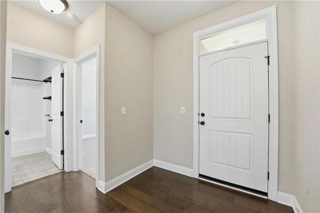 604 SW Haverford Road, Lee's Summit, MO 64081