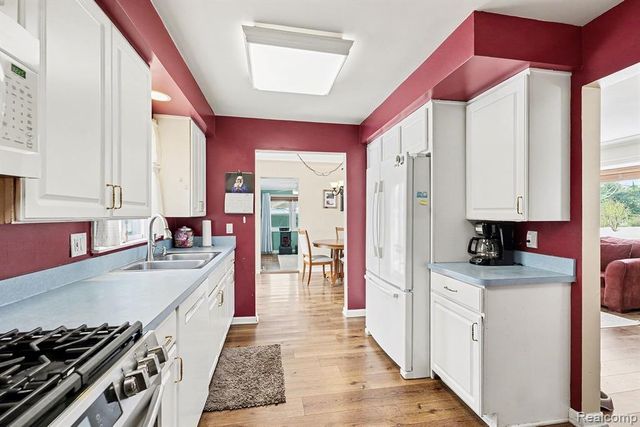 16621 Admiral, Fraser, MI 48026