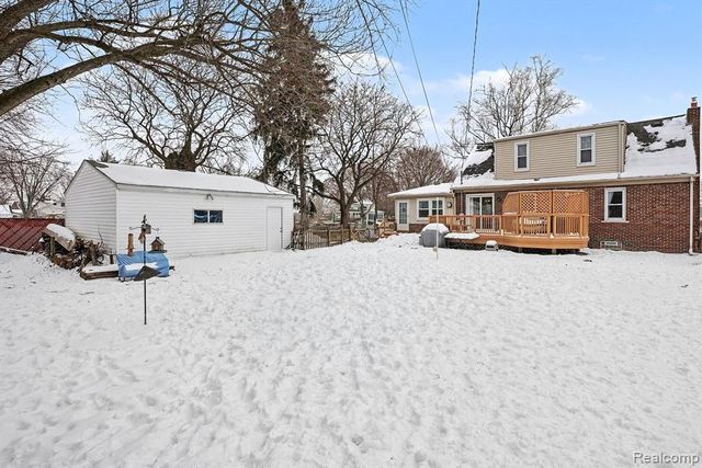 16621 Admiral, Fraser, MI 48026