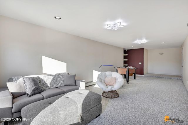 3945 E Country Field Circle, Wasilla, AK 99654