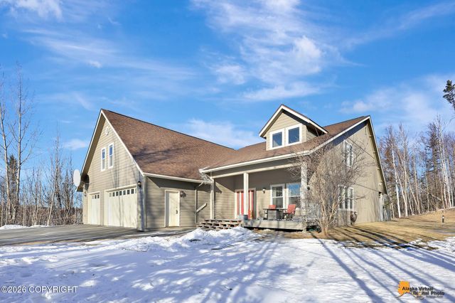 3945 E Country Field Circle, Wasilla, AK 99654