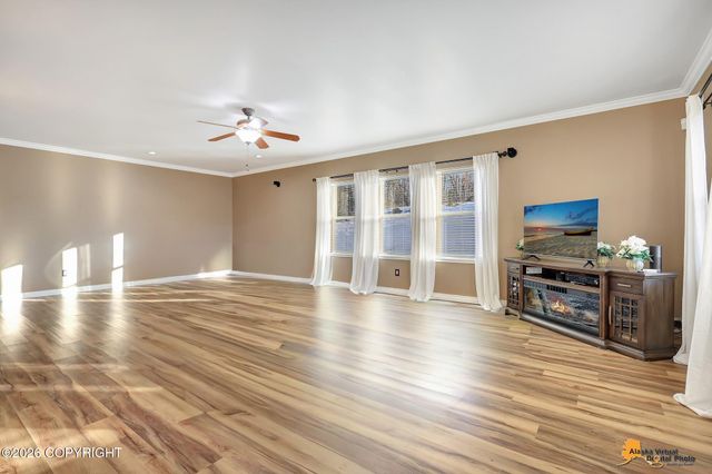 3945 E Country Field Circle, Wasilla, AK 99654