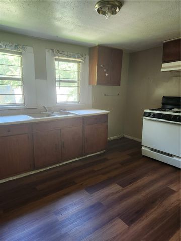 4827 Shreveport, Houston, TX 77028