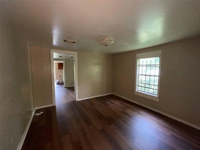 4827 Shreveport, Houston, TX 77028