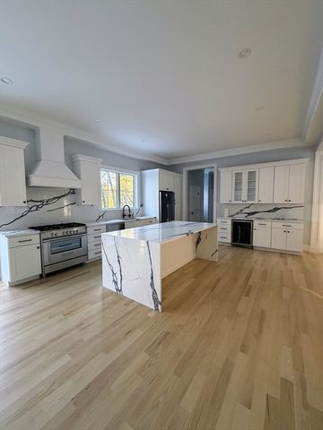 14 Indian Farm Road, Hudson, MA 01749