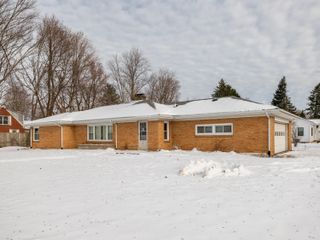 141 S Drake Road, Kalamazoo, MI 49009