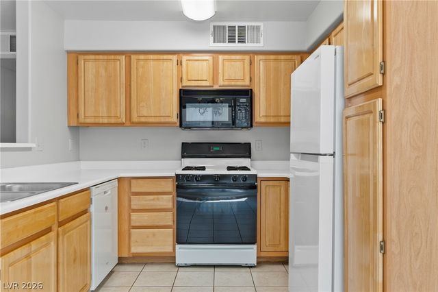 5710 East Tropicana Avenue 1184, Las Vegas, NV 89122