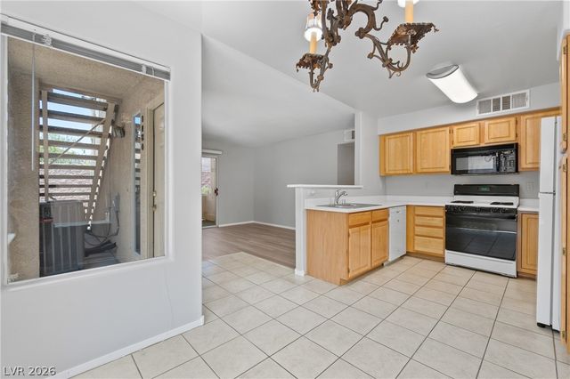 5710 East Tropicana Avenue 1184, Las Vegas, NV 89122