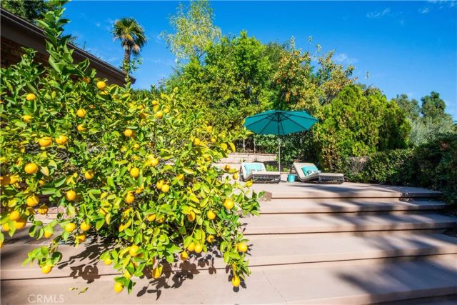 16722 Knollwood Drive, Granada Hills, CA 91344