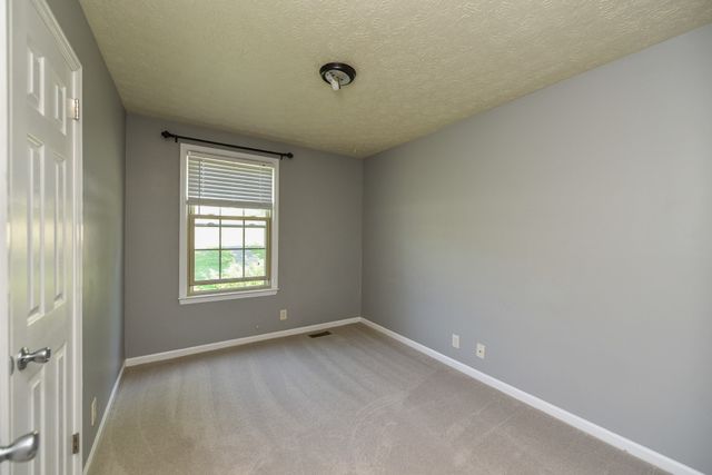 235 Savely Dr, Hendersonville, TN 37075