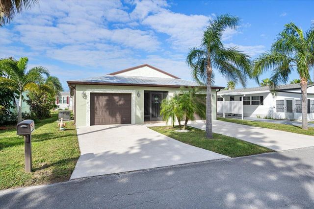 55 Golf Drive, Port St. Lucie, Port St Lucie, FL 34952