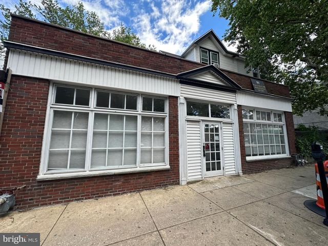 113 LONG LN, Upper Darby, PA 19082