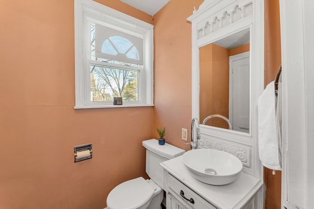 86 Milton Ave, Boston, MA 02136