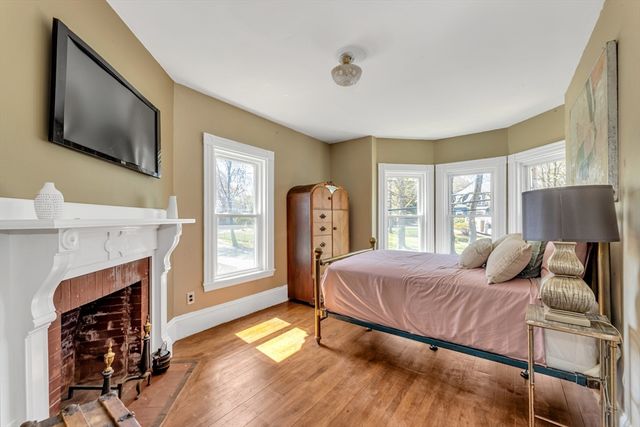 86 Milton Ave, Boston, MA 02136