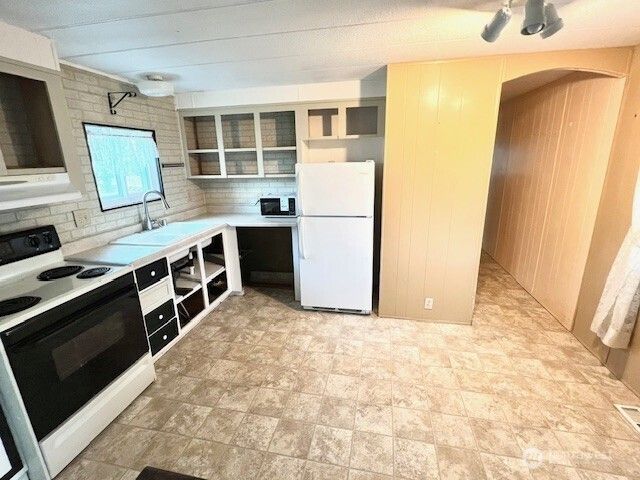 1420 SE Chickadee Lane, College Place, WA 99324