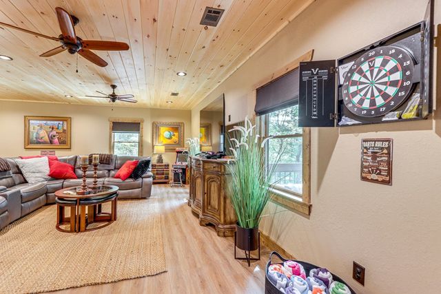 313 Muffle Court, Ellijay, GA 30540