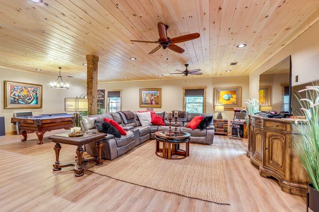 313 Muffle Court, Ellijay, GA 30540