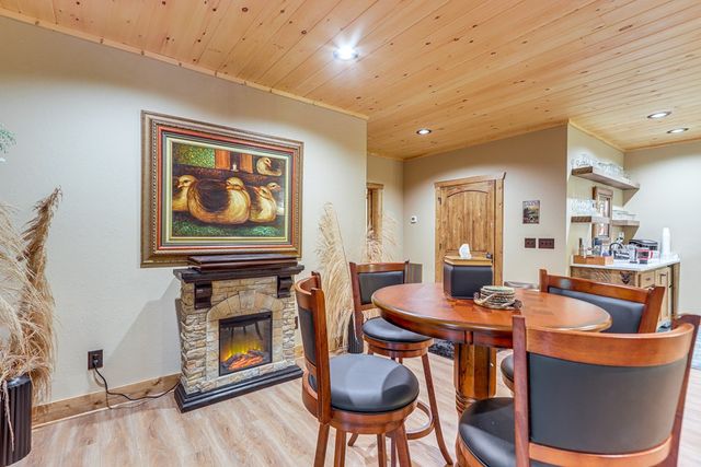 313 Muffle Court, Ellijay, GA 30540