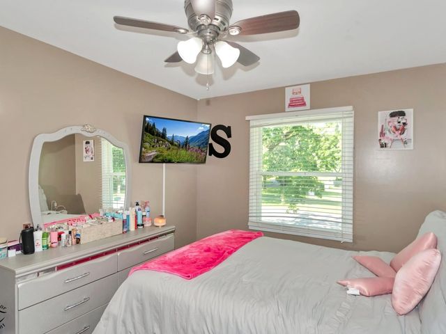 1215 187th Street, Homewood, IL 60430