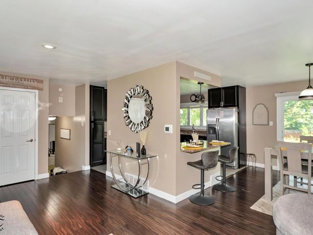 1215 187th Street, Homewood, IL 60430