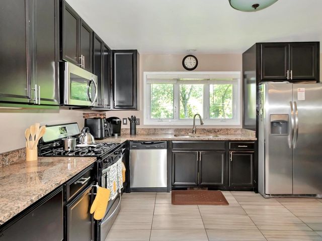 1215 187th Street, Homewood, IL 60430