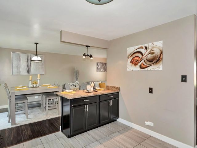 1215 187th Street, Homewood, IL 60430