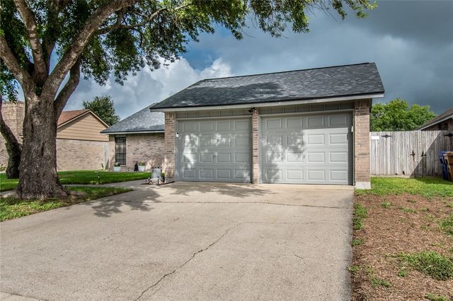 3245 Hampton St, Corpus Christi, TX 78414