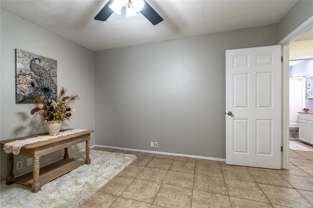 3245 Hampton St, Corpus Christi, TX 78414