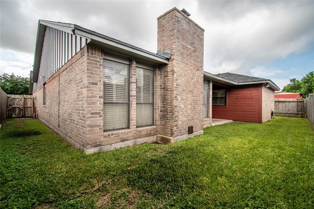 3245 Hampton St, Corpus Christi, TX 78414