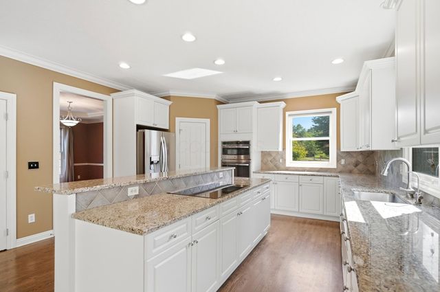 5831 Willow Bend Lane, Westerville, OH 43082
