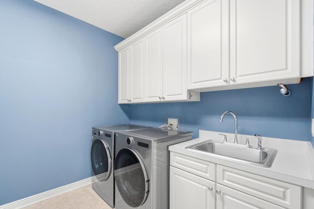 5831 Willow Bend Lane, Westerville, OH 43082