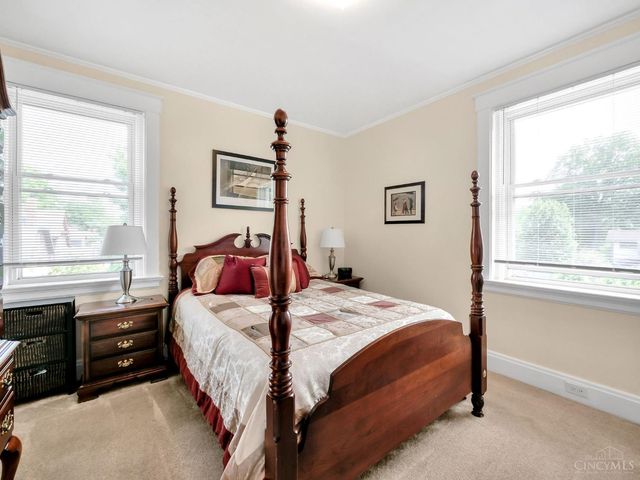 3230 Epworth Avenue, Cincinnati, OH 45211