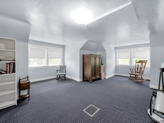 3230 Epworth Avenue, Cincinnati, OH 45211