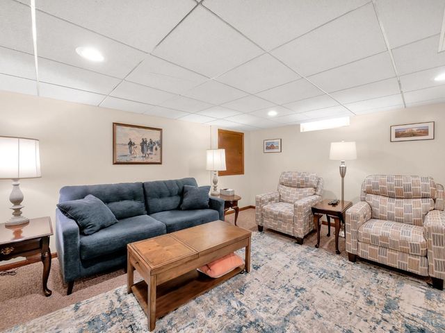 3230 Epworth Avenue, Cincinnati, OH 45211