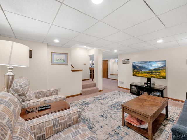 3230 Epworth Avenue, Cincinnati, OH 45211