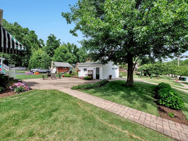3230 Epworth Avenue, Cincinnati, OH 45211