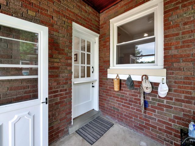 3230 Epworth Avenue, Cincinnati, OH 45211