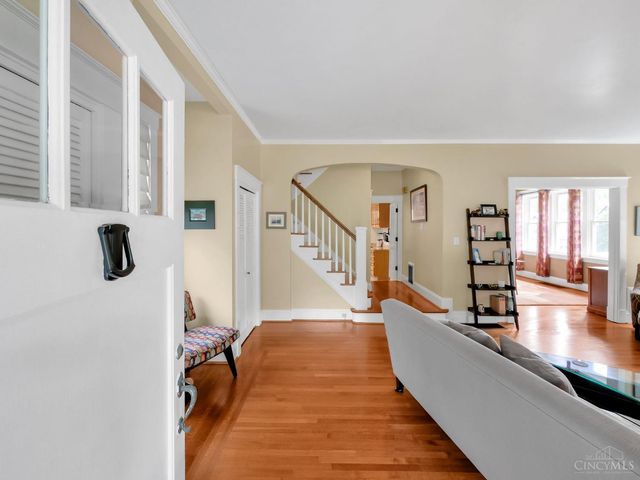 3230 Epworth Avenue, Cincinnati, OH 45211