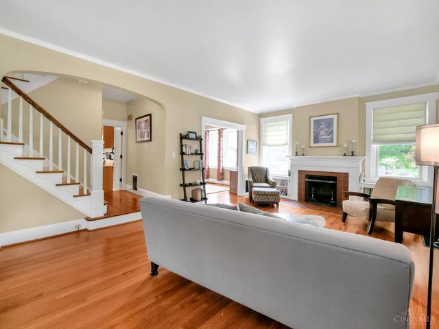 3230 Epworth Avenue, Cincinnati, OH 45211
