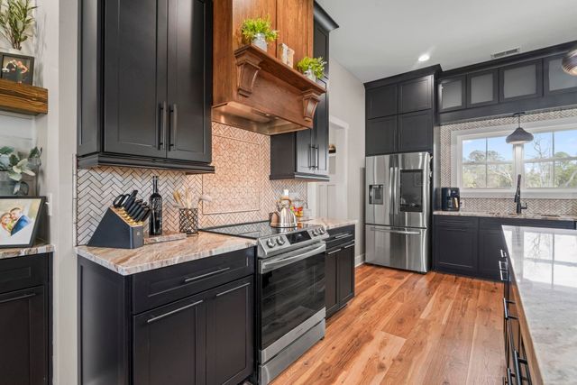 2206 Eastwoods Dr., Conway, SC 29526